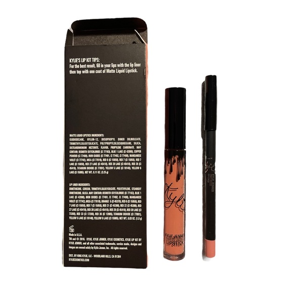 Kylie Jenner Matte Liquid Lipstick and Lip Liner - Picture 2 of 3